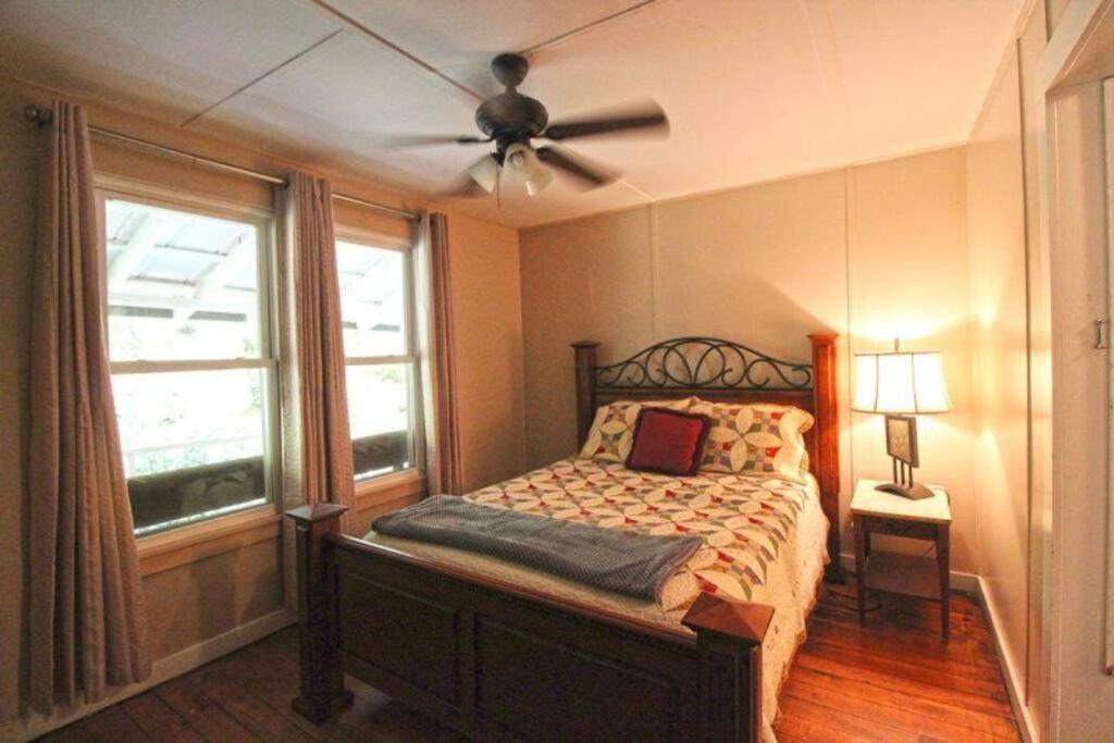 Villa Creekside 1920'S Farmhouse Bryson City Exterior foto